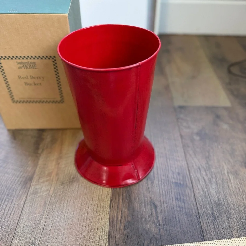 Southern Living at HOME Red Berry‎ Bucket Home Decor OS Red